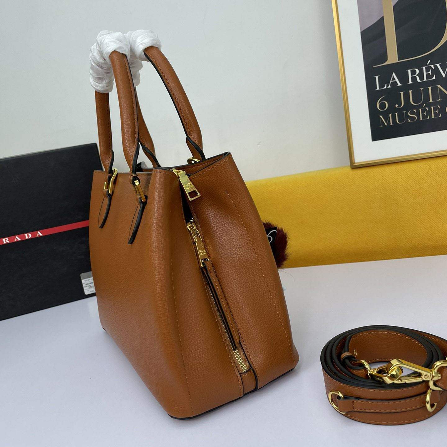 Pra*a top handle bags